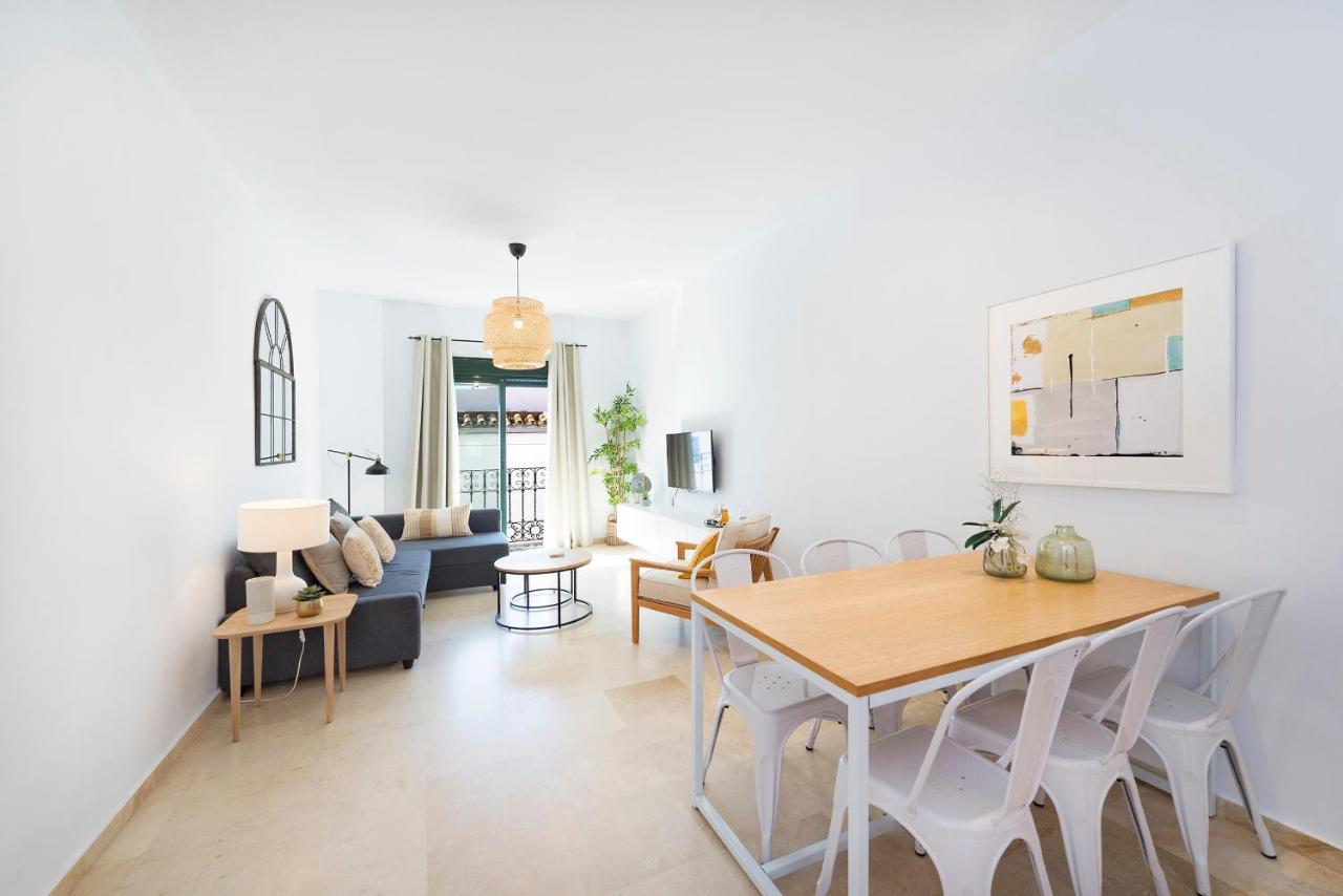 Marbella Orange Square Apartment Bagian luar foto