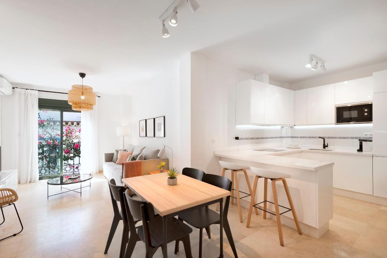 Marbella Orange Square Apartment Bagian luar foto