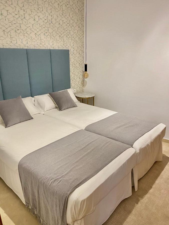 Marbella Orange Square Apartment Bagian luar foto