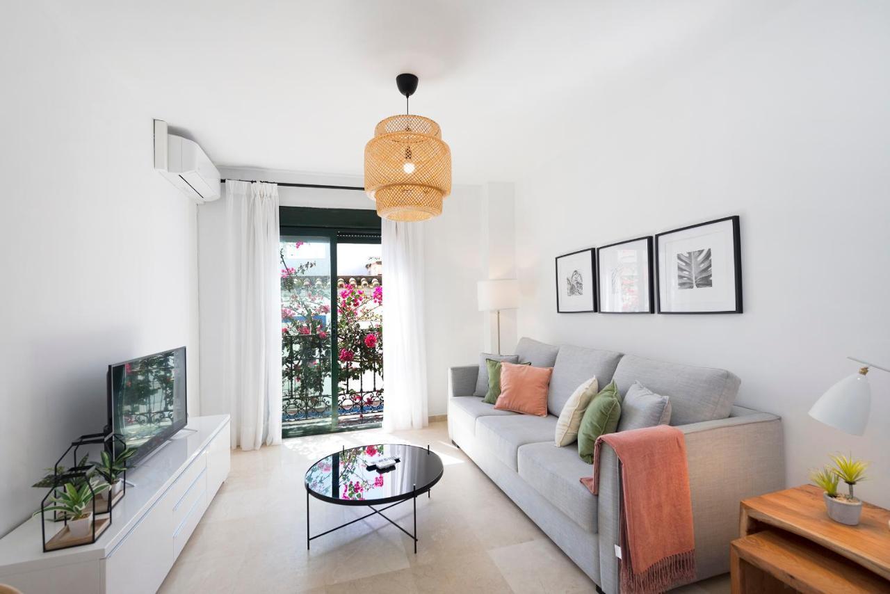Marbella Orange Square Apartment Bagian luar foto