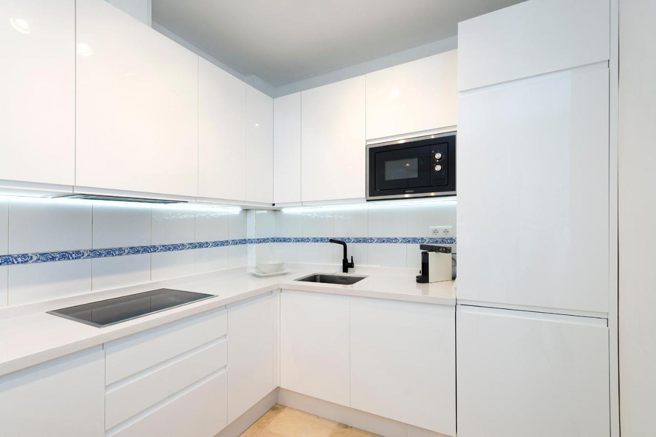 Marbella Orange Square Apartment Bagian luar foto