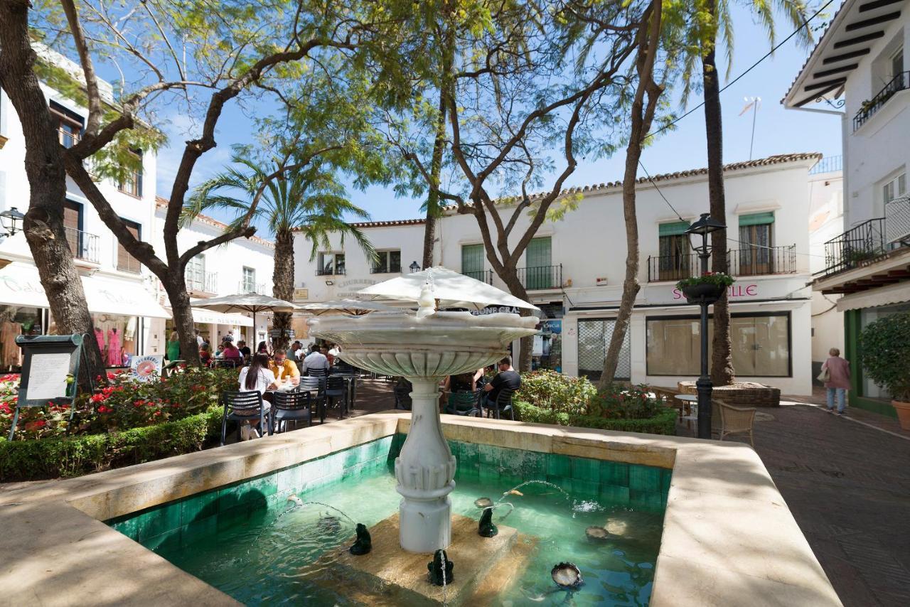 Marbella Orange Square Apartment Bagian luar foto